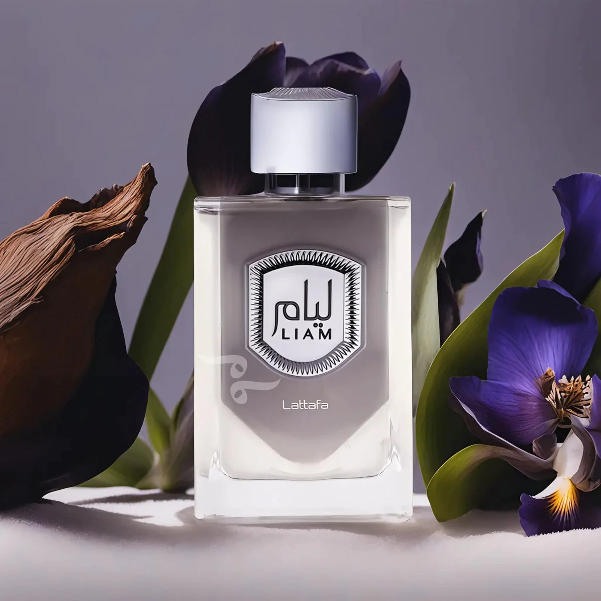 Liam Grey by Lattafa – Sophisticated Woody & Spicy Eau de Parfum Liam Grey by Lattafa – Sophisticated Woody & Spicy Eau de Parfum